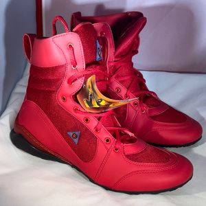 WEIGHT TRAINING SHOES